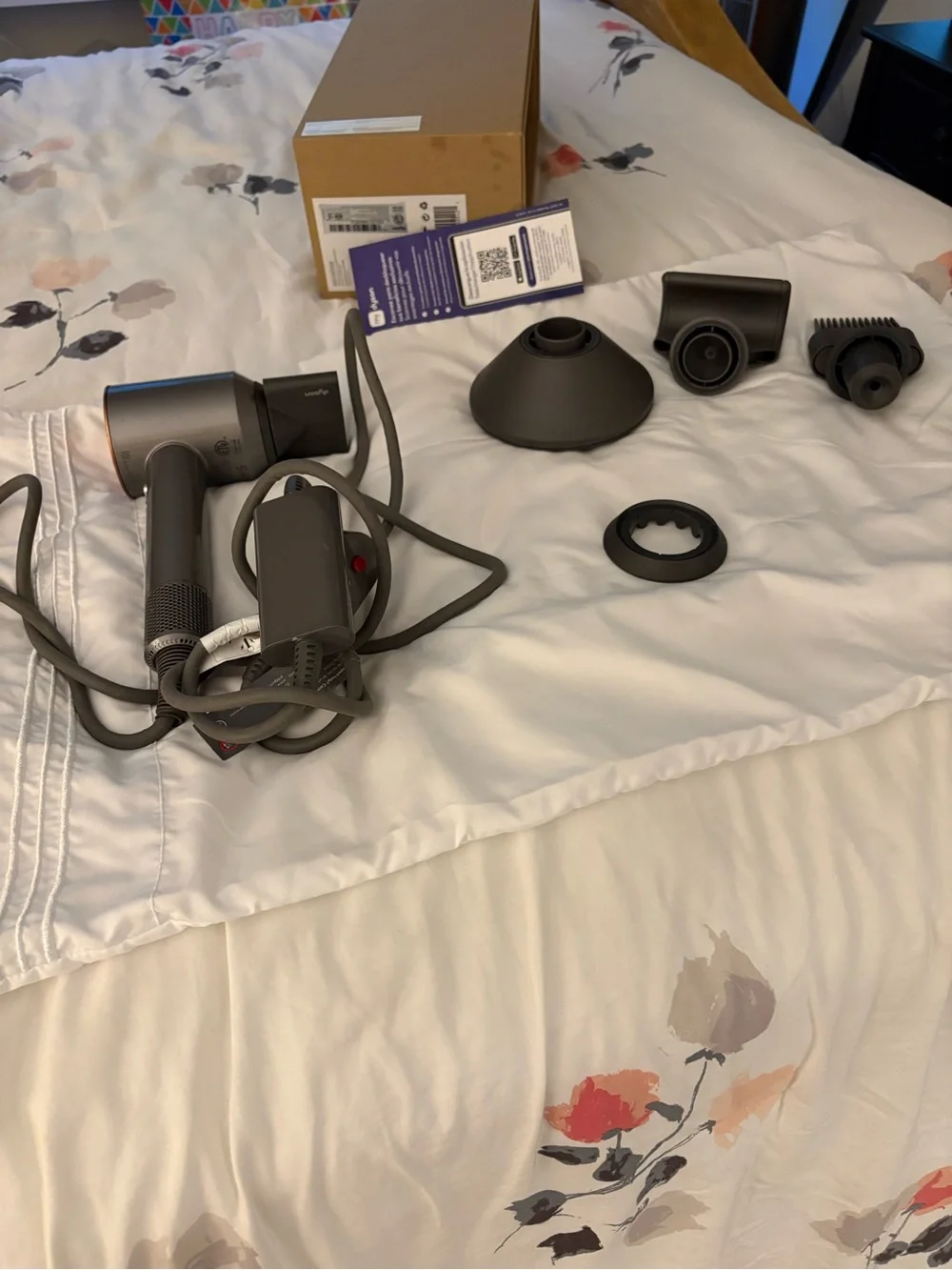 Dyson Supersonic Hair Dryer with Magnetic Styling Attachments - barely used